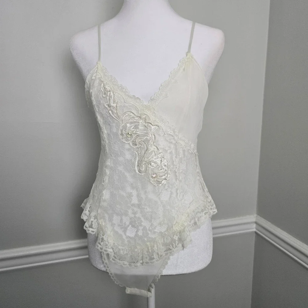 VTG 90s Y2K Victoria's Secret 2 piece set Boudoir Bridal Size M Romantic Lace